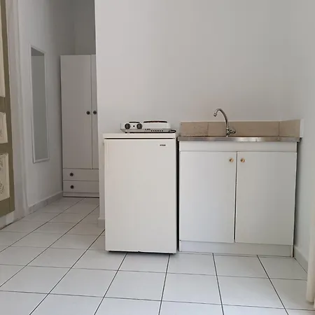 Karidia Asprogerakata