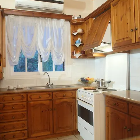 Karidia Appartement Asprogerakata